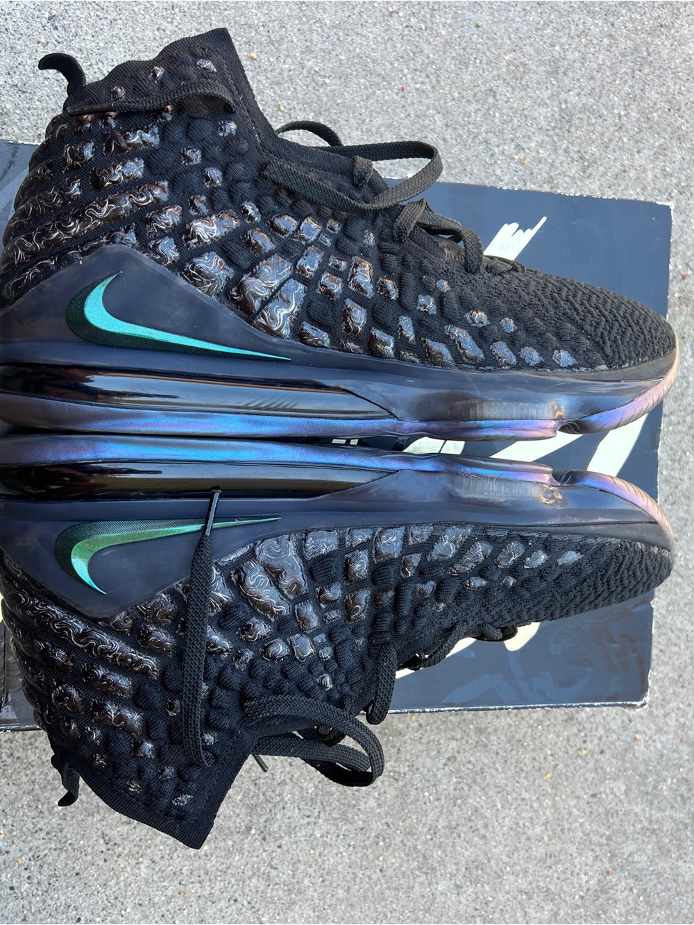 lebron 17 currency  size 14